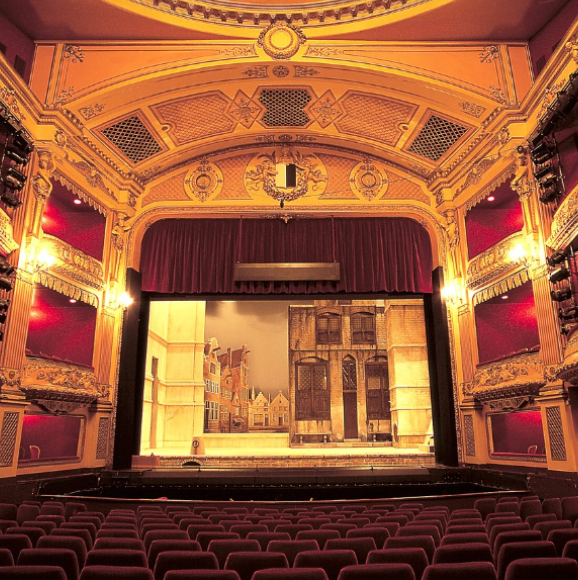 Unlock the Perfect Auditorium: Expert Plans & Layout Guides to Maximize Space and Experience!